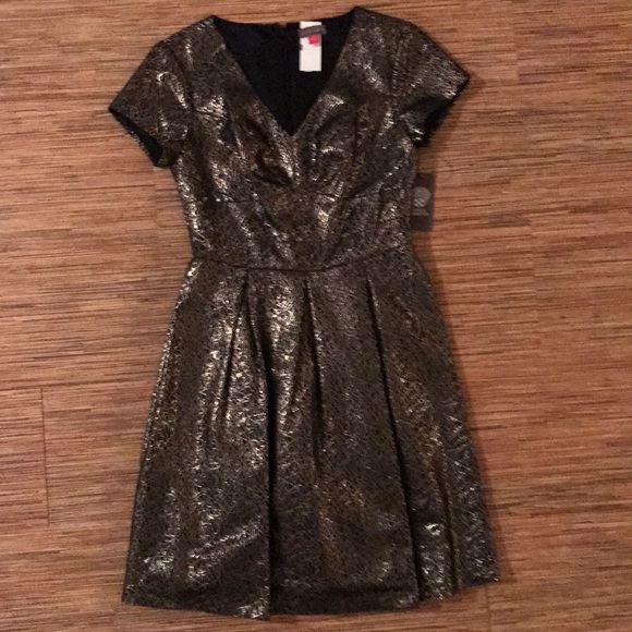 Vince Camuto Metallic Gold and Black Dress - Picture 3 of 6